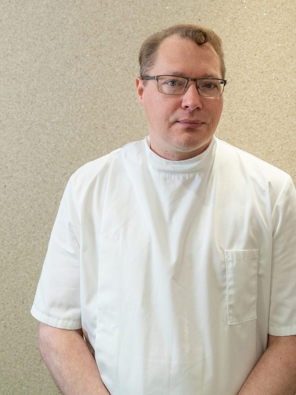 Mr Brian Kristensen | Northfield Dental Clinic | Stamford Hill, London